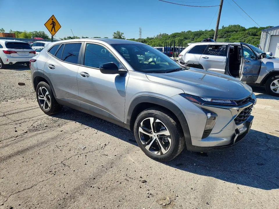 2025 CHEVROLET TRAX 1RS  