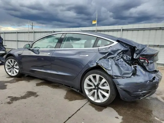 2018 TESLA MODEL 3   