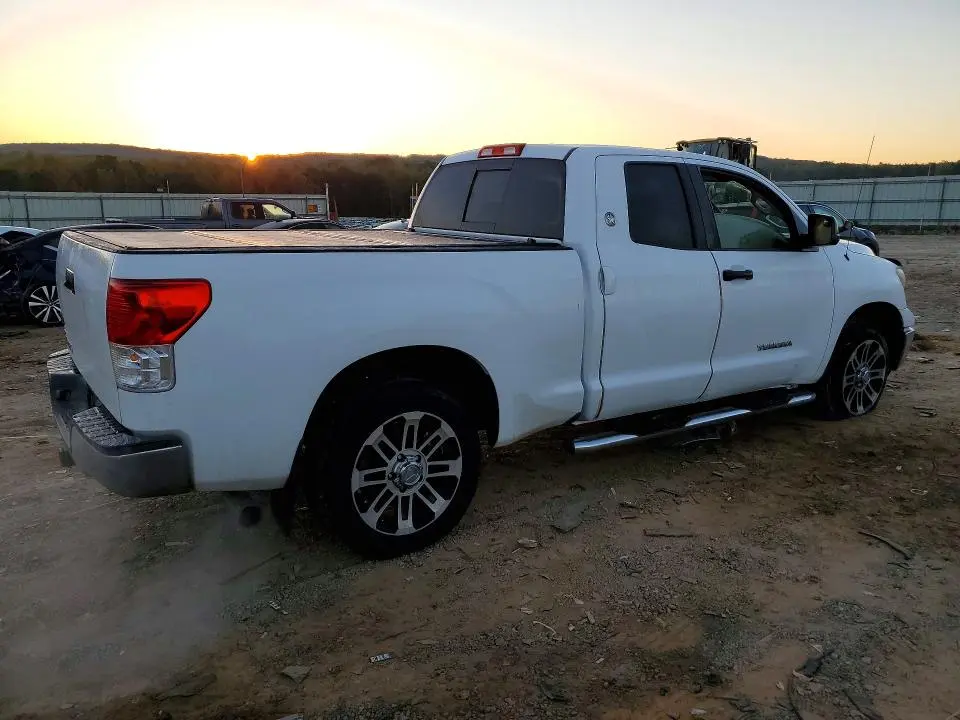 2013 TOYOTA TUNDRA DOUBLE CAB SR5  