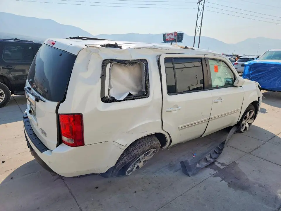 2015 HONDA PILOT TOURING  