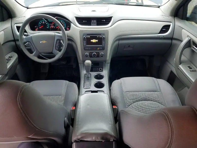 2017 CHEVROLET TRAVERSE LS  