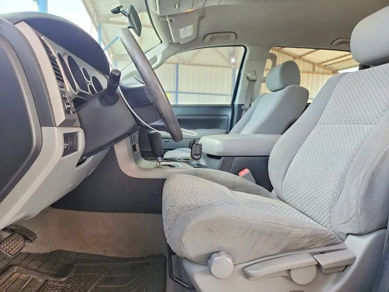 2011 TOYOTA TUNDRA CREWMAX SR5  