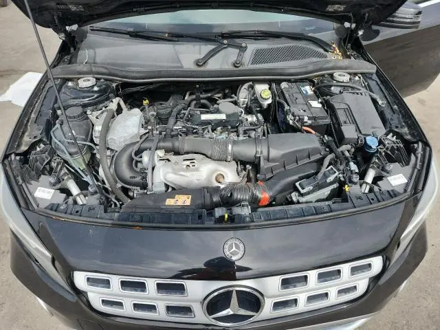 2018 MERCEDES-BENZ GLA 250  
