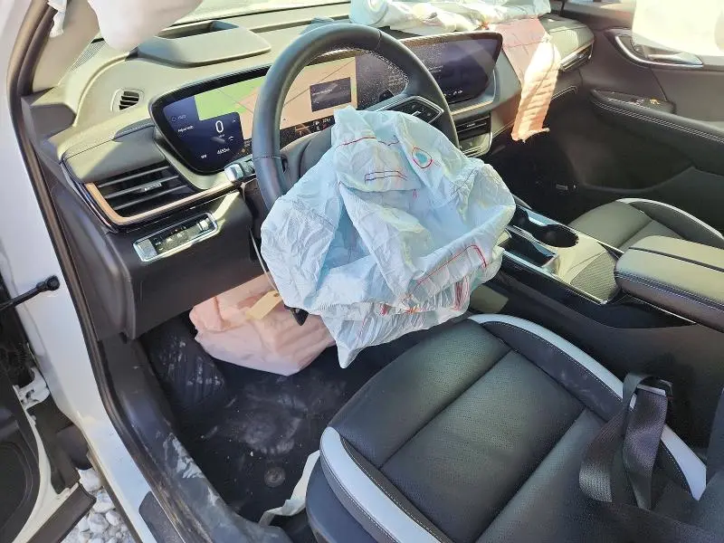 2024 BUICK ENVISION ESSENCE  