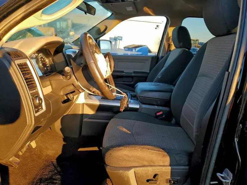 2012 DODGE RAM 1500 SLT  