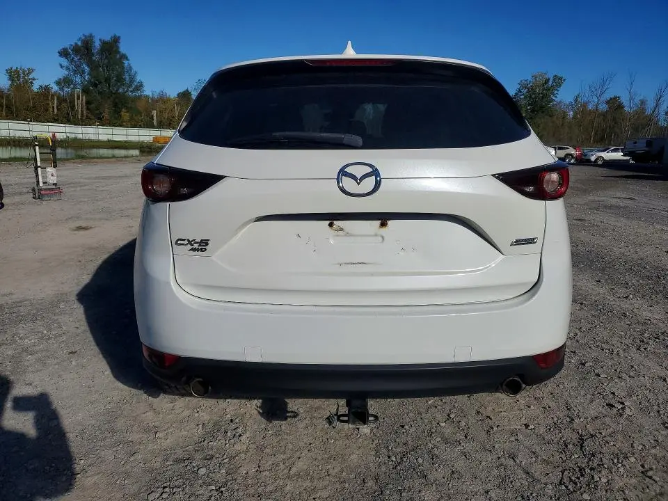 2018 MAZDA CX-5 TOURING  