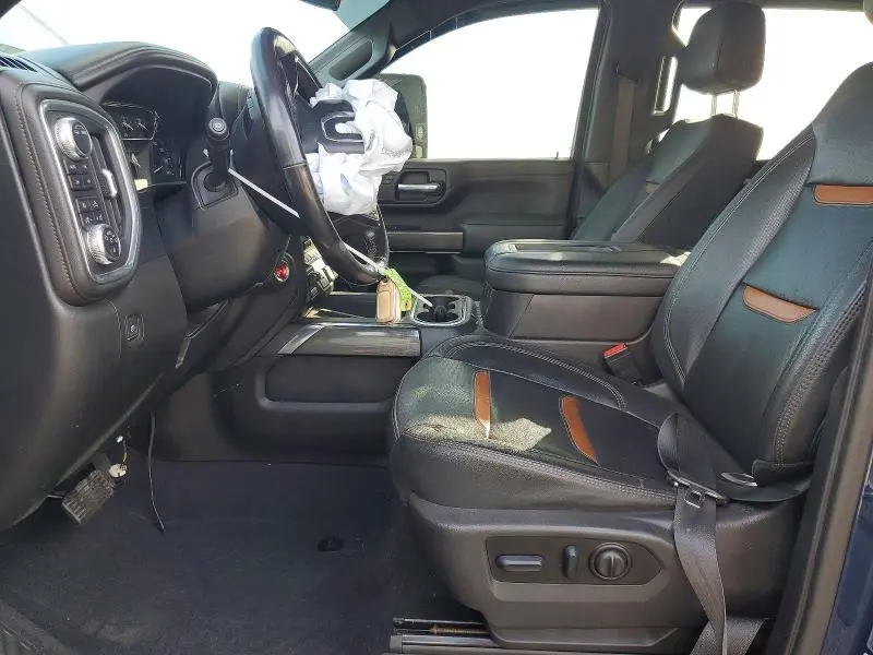 2022 GMC SIERRA K2500 AT4  