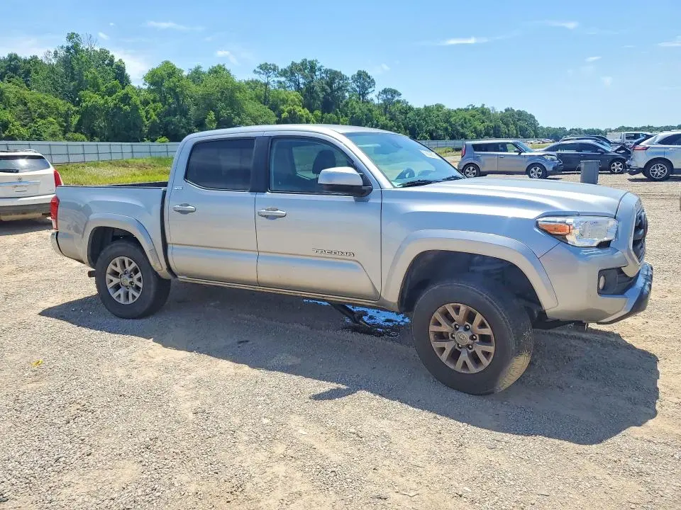 2019 TOYOTA TACOMA SR5 V6  
