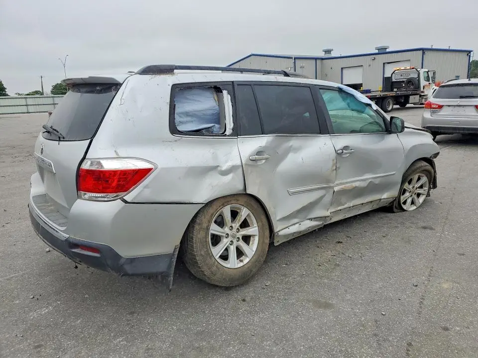 2012 TOYOTA HIGHLANDER BASE  