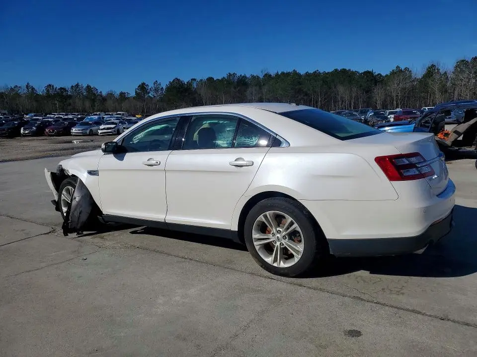2018 FORD TAURUS SEL  