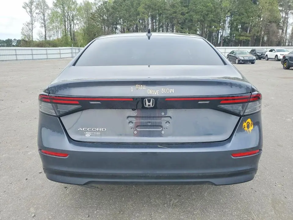 2025 HONDA ACCORD LX  