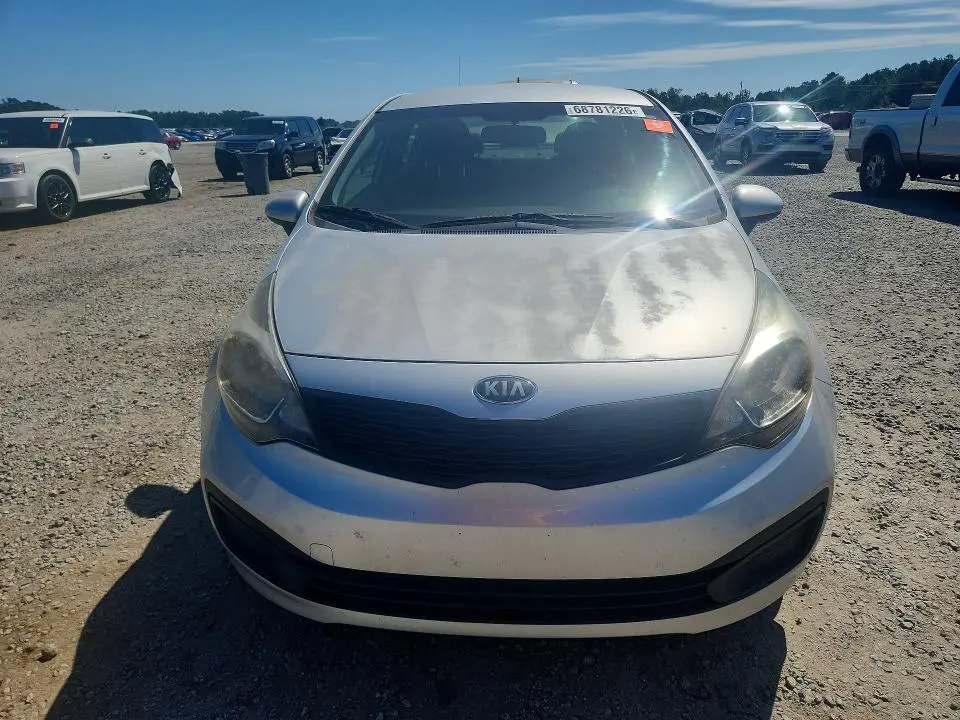 2015 KIA RIO LX  