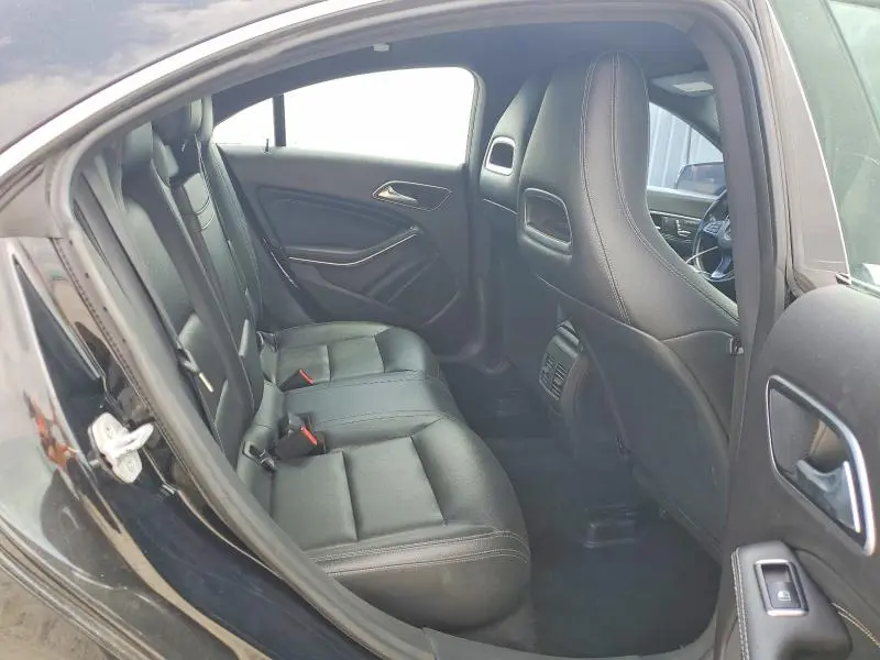2018 MERCEDES-BENZ CLA 250  