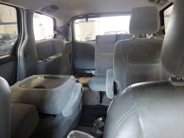 2010 TOYOTA SIENNA CE