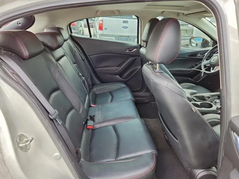 2016 MAZDA 3 TOURING  