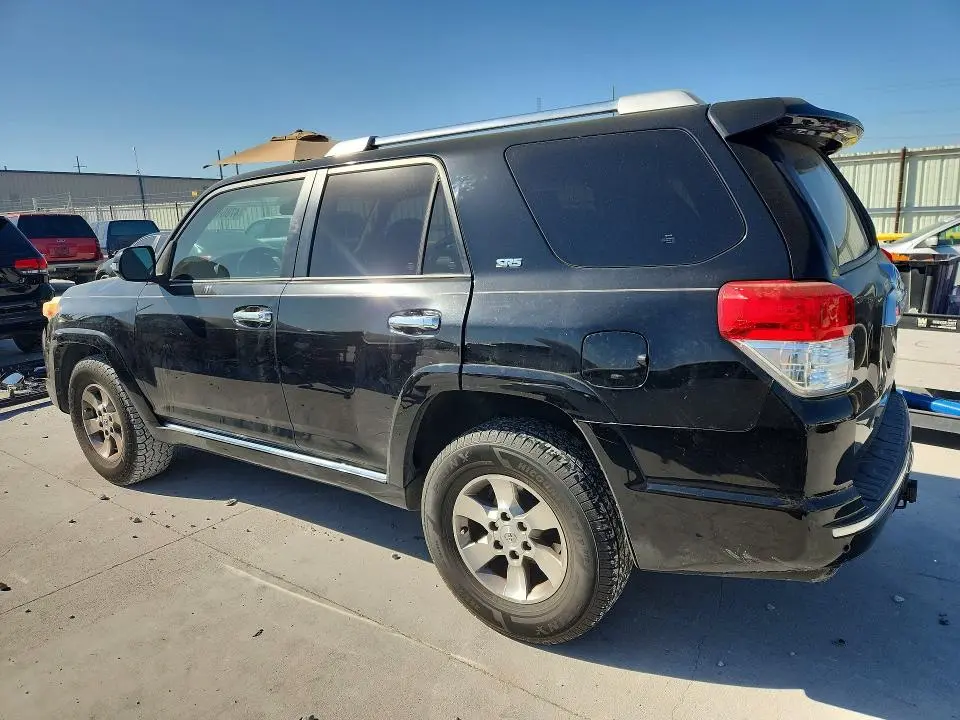 2011 TOYOTA 4RUNNER SR5  
