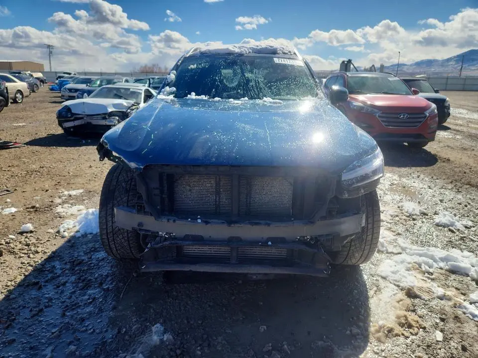 2018 VOLVO XC90 T6  