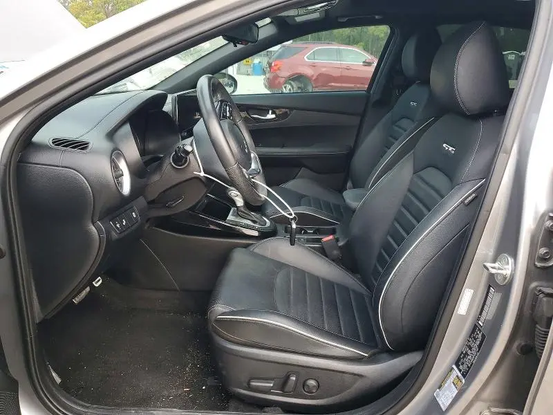 2023 KIA FORTE GT LINE  