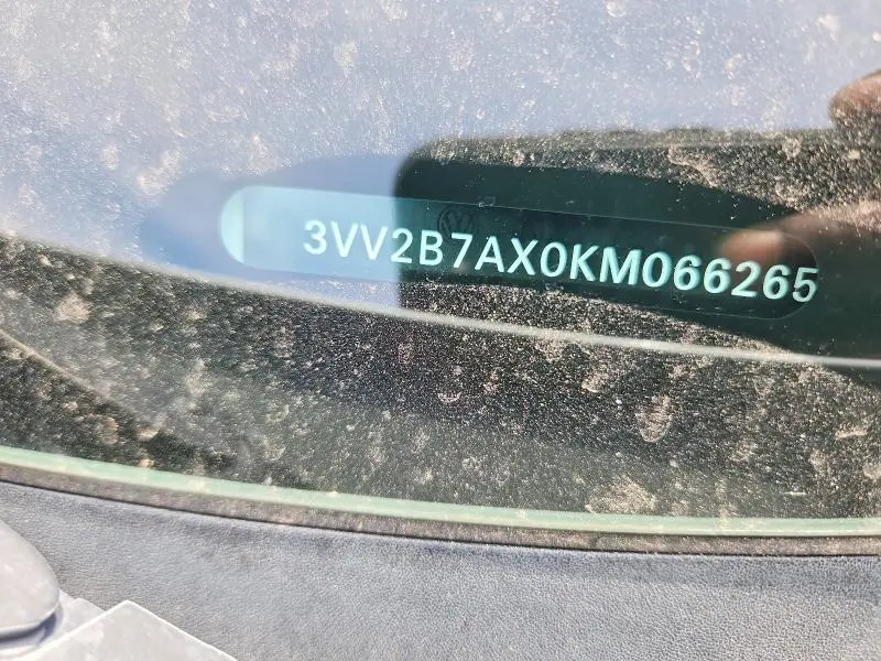 2019 VOLKSWAGEN TIGUAN SE  