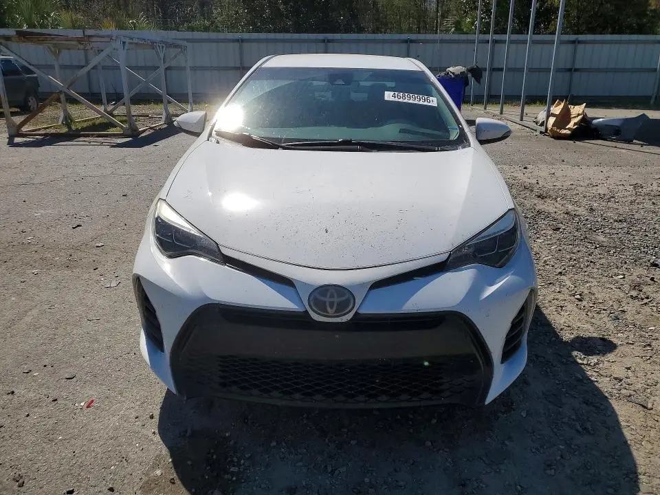 2019 TOYOTA COROLLA SE  