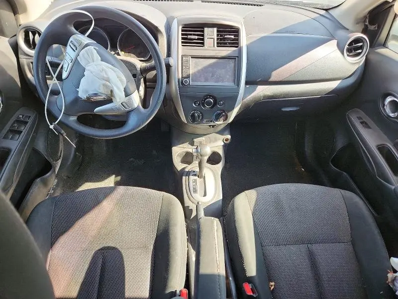 2019 NISSAN VERSA SV  