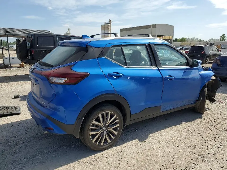 2021 NISSAN KICKS SV  