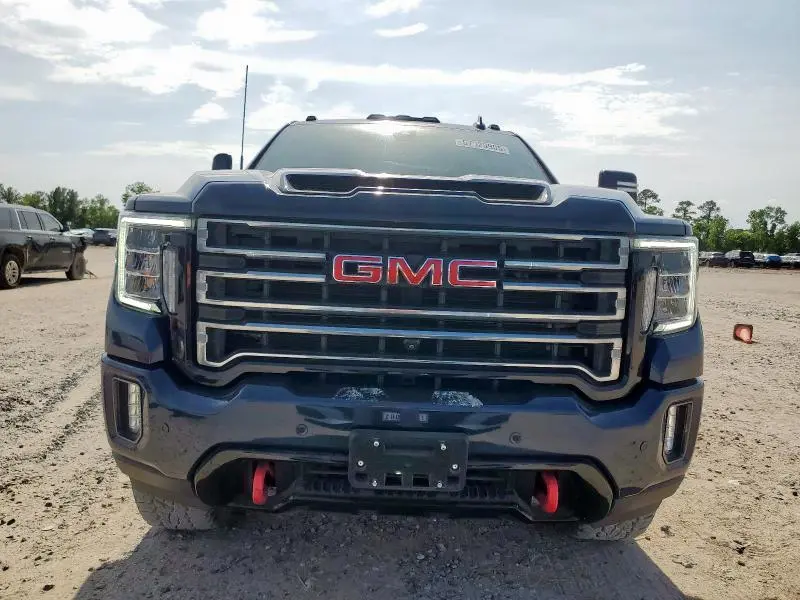 2022 GMC SIERRA K2500 AT4  