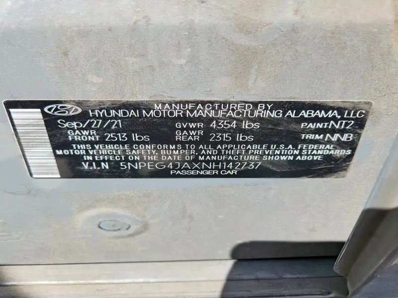 2022 HYUNDAI SONATA SE  