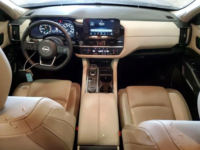 2023 NISSAN PATHFINDER SL  