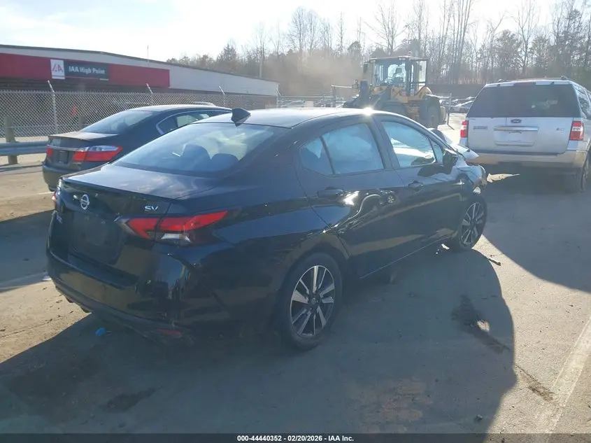 2021 NISSAN VERSA SV XTRONIC CVT