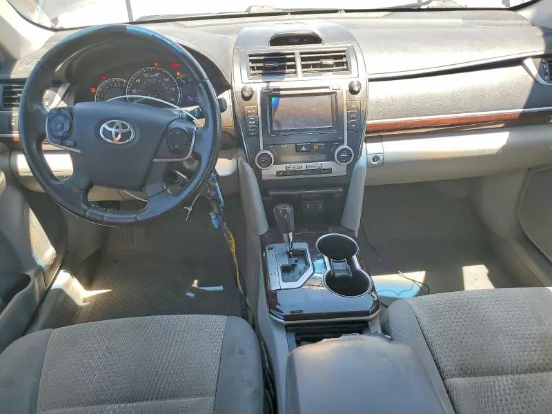 2012 TOYOTA CAMRY XLE  