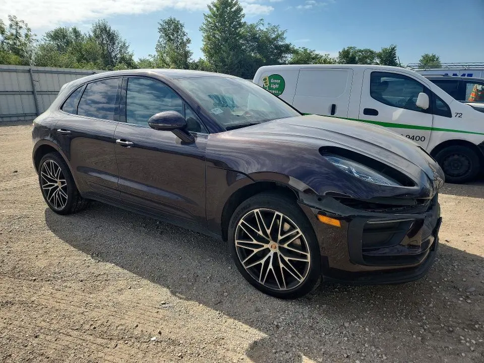 2023 PORSCHE MACAN BASE  