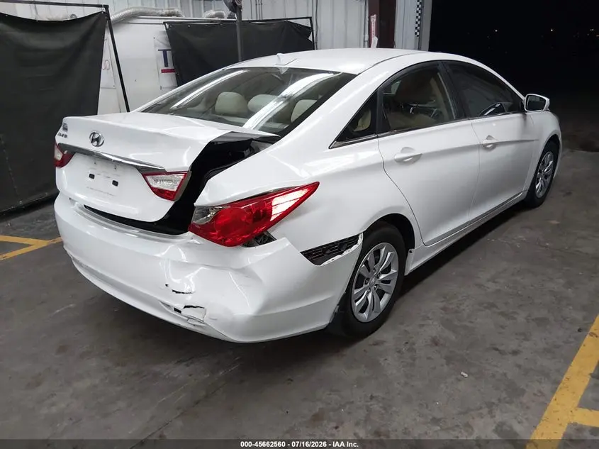 2012 HYUNDAI SONATA GLS