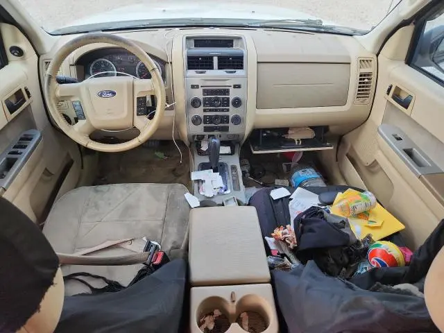 2010 FORD ESCAPE XLT  