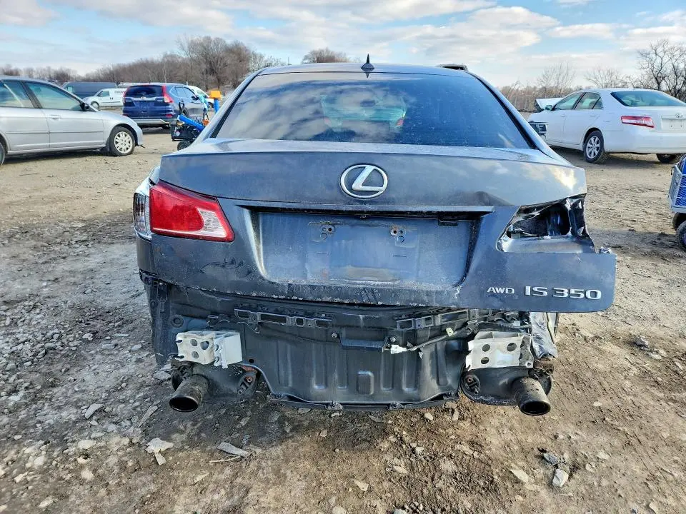 2011 LEXUS IS 350  