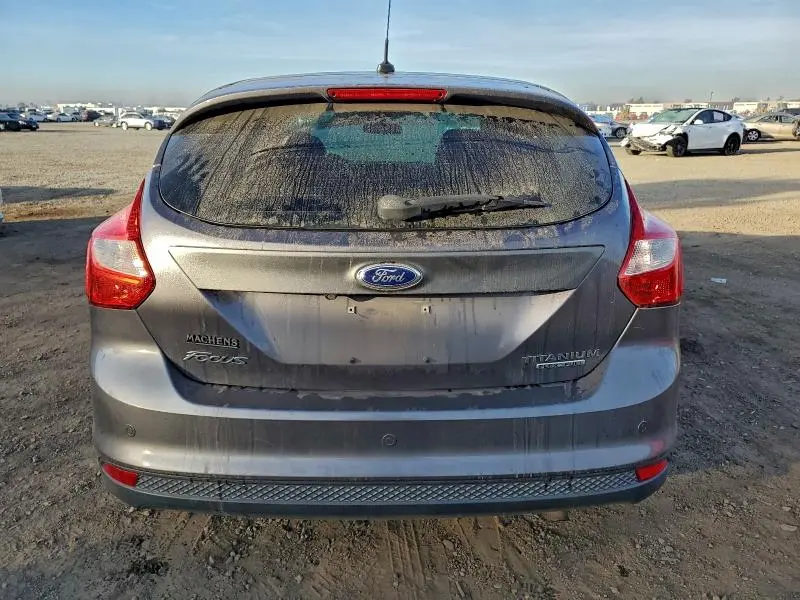2014 FORD FOCUS TITANIUM  