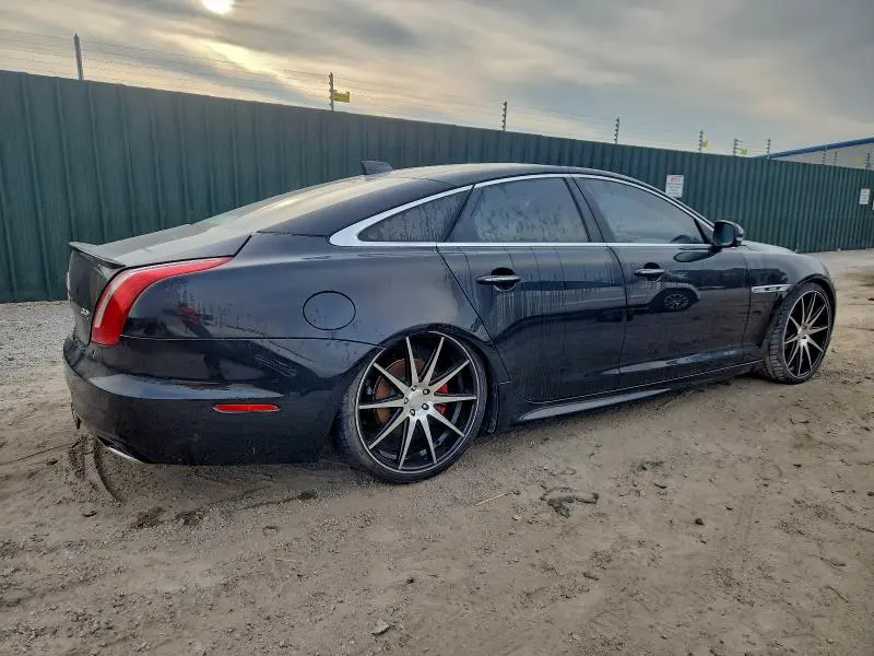 2016 JAGUAR XJ   