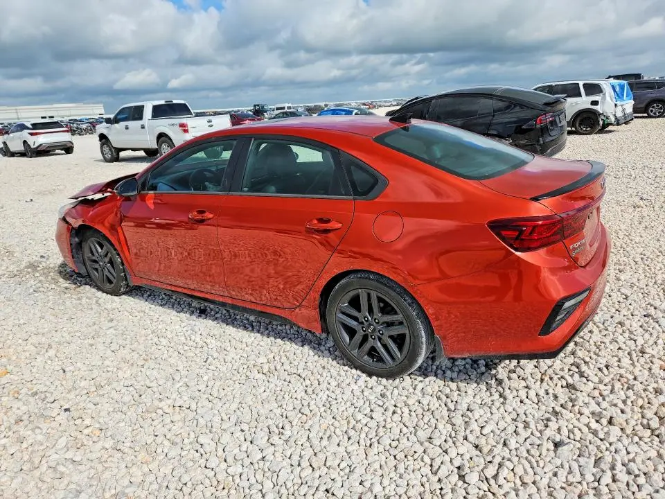 2021 KIA FORTE GT LINE  