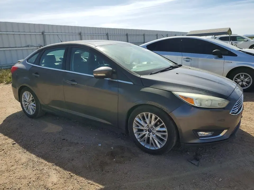 2015 FORD FOCUS TITANIUM  