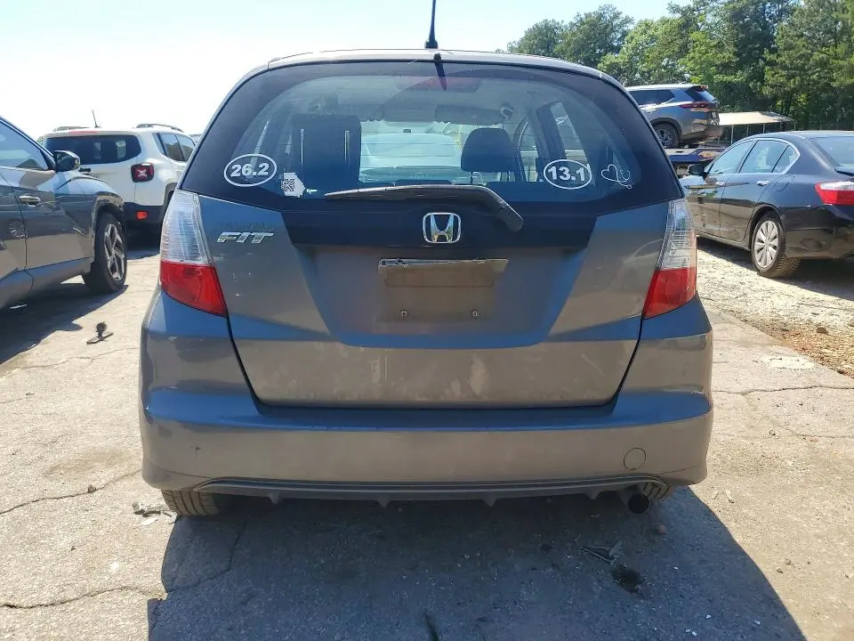 2013 HONDA FIT   