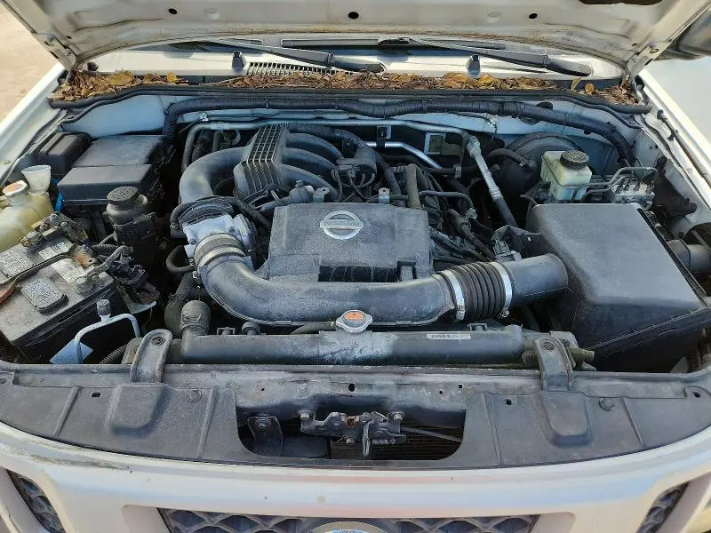 2013 NISSAN XTERRA X  