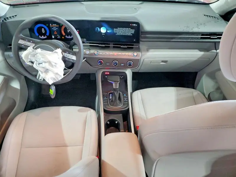 2025 HYUNDAI KONA SE  