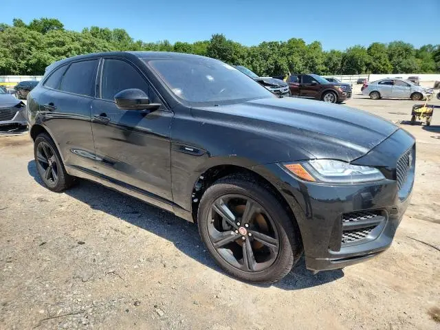 2017 JAGUAR F-PACE R - SPORT  