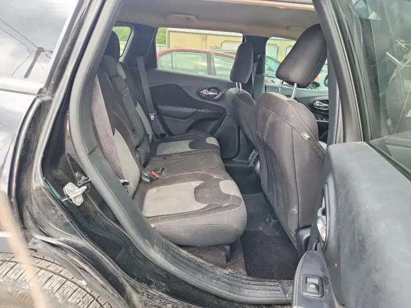 2017 JEEP CHEROKEE SPORT  