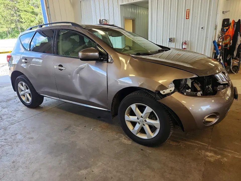 2010 NISSAN MURANO S  