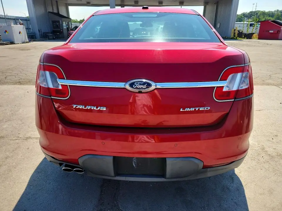 2011 FORD TAURUS LIMITED  