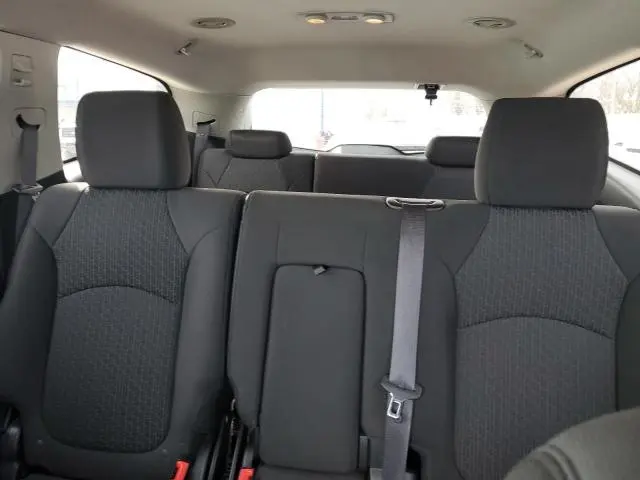 2011 CHEVROLET TRAVERSE LT  