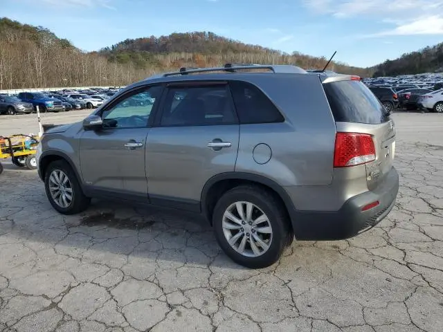 2011 KIA SORENTO BASE  