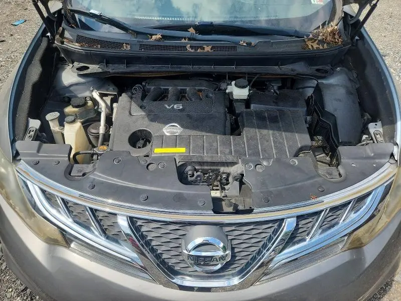 2011 NISSAN MURANO S  