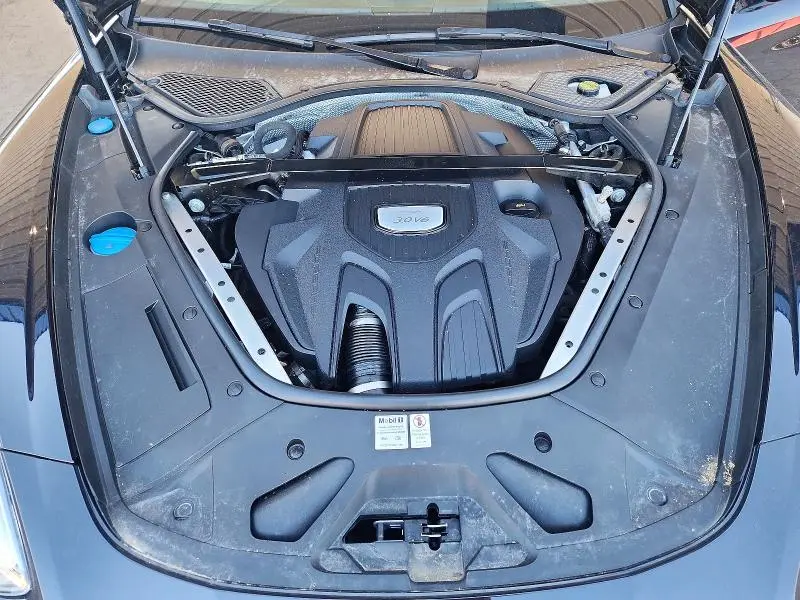 2018 PORSCHE PANAMERA 4  
